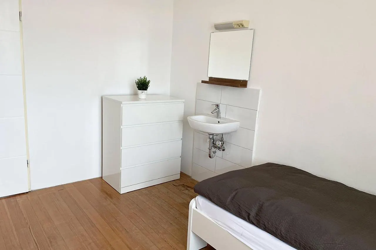 Apartment With Balcony In Edingen-Neckarhausen