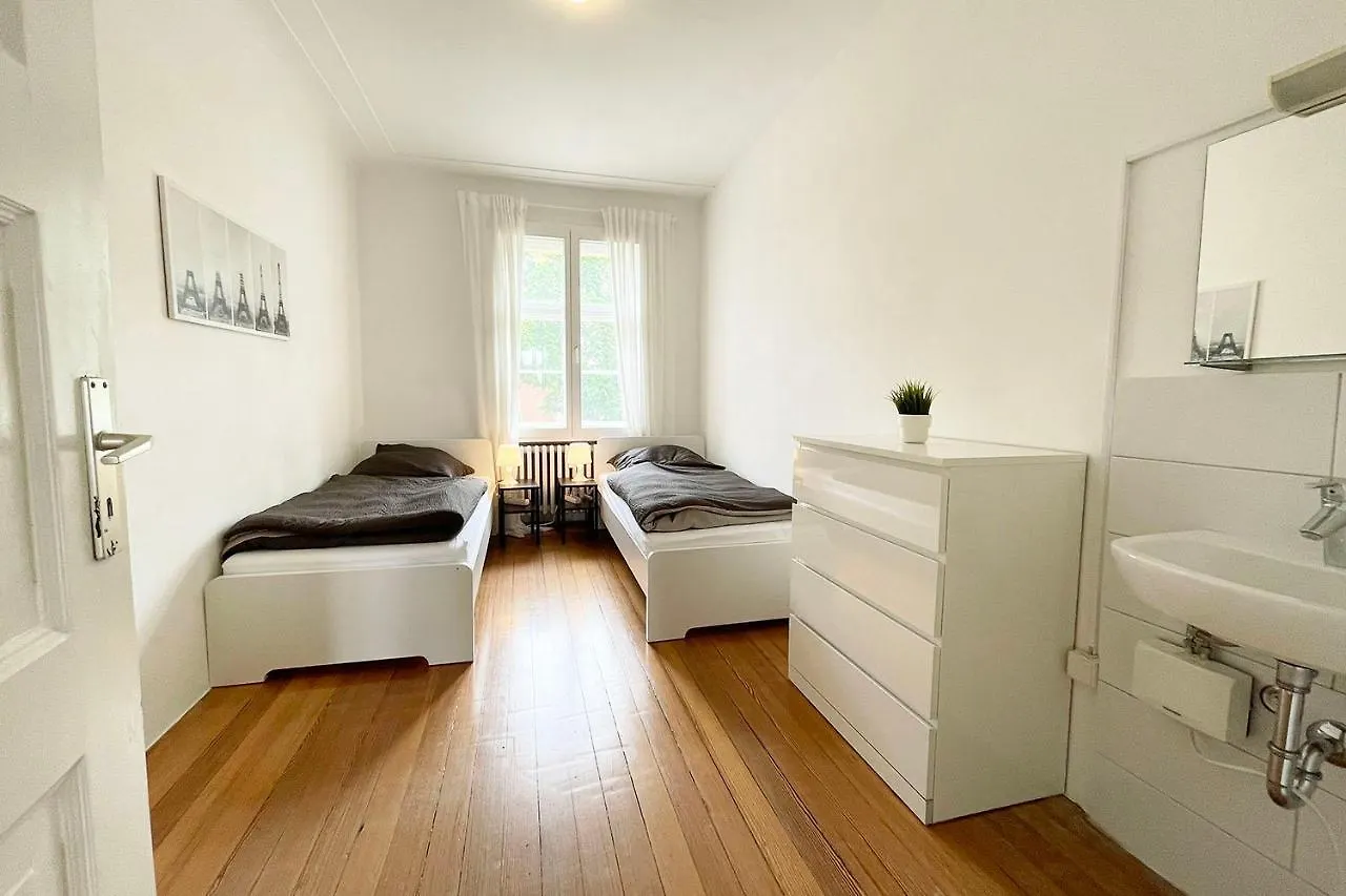 Apartment With Balcony In Edingen-Neckarhausen