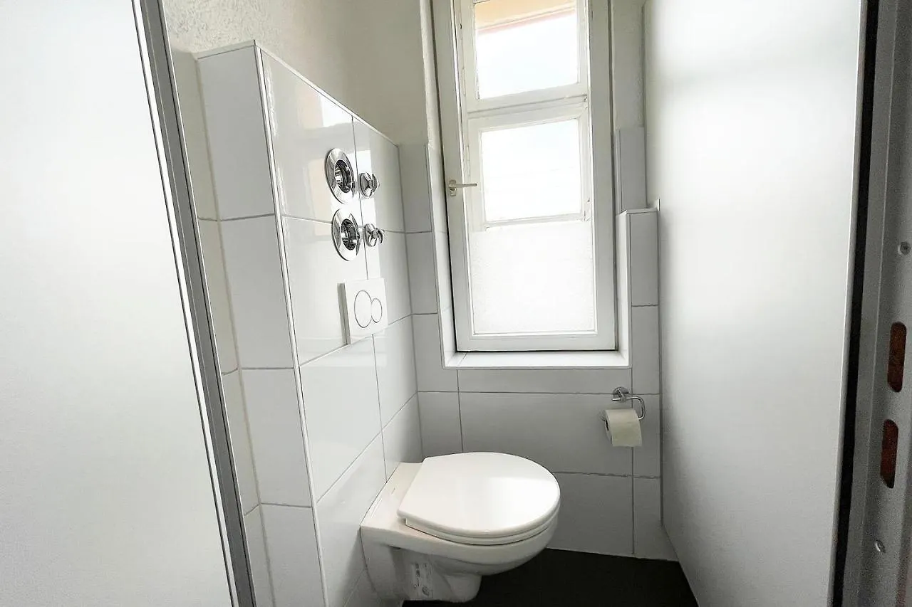 Apartment With Balcony In Edingen-Neckarhausen
